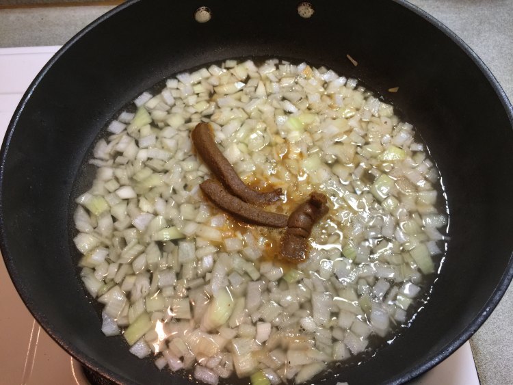 黄咖哩鸡翅炖饭步骤12