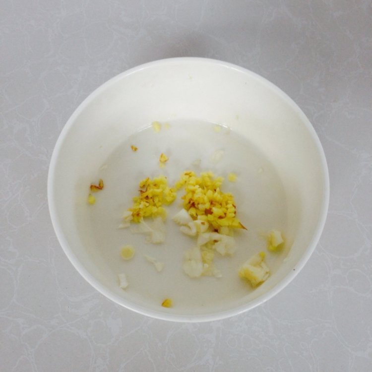 酱香全鸡翅步骤2