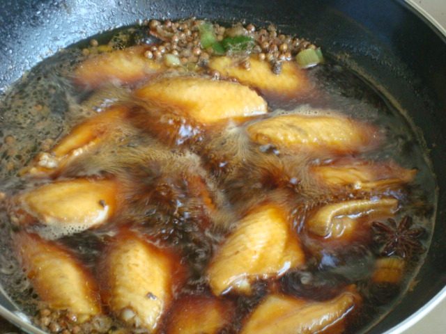 卤鸡翅步骤4
