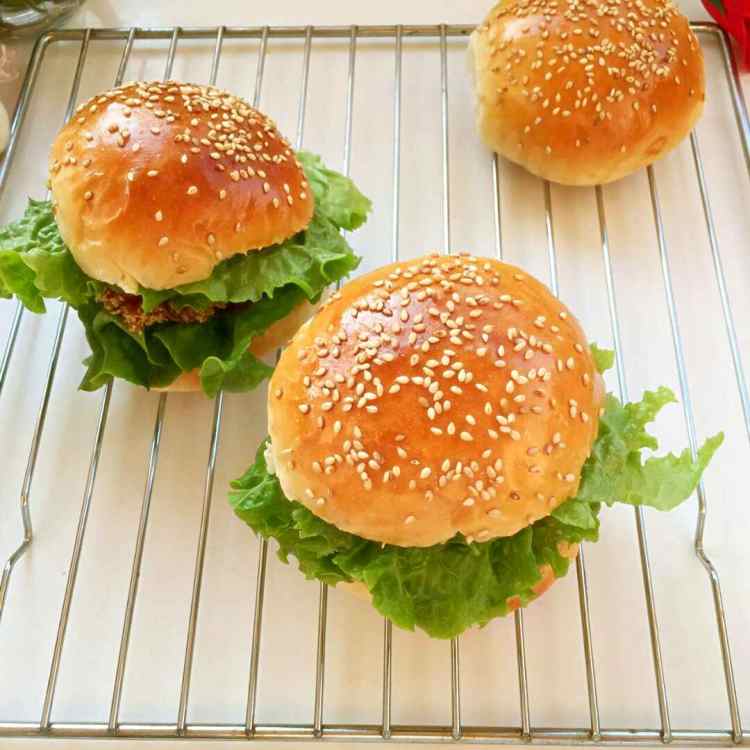 香酥鸡肉汉堡步骤15