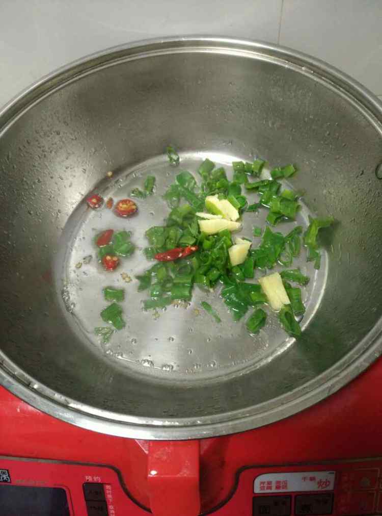 蒜茸鸡翅步骤4