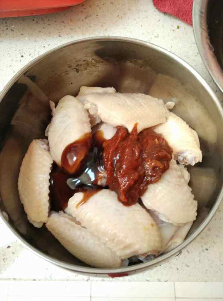 蒜茸鸡翅步骤2