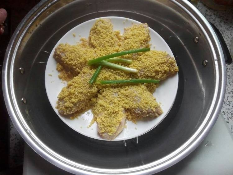 小米蒸鸡翅步骤5