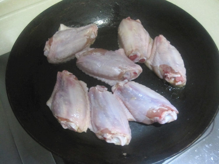 三杯鸡翅步骤3
