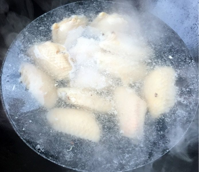 红烧板栗鸡翅步骤5