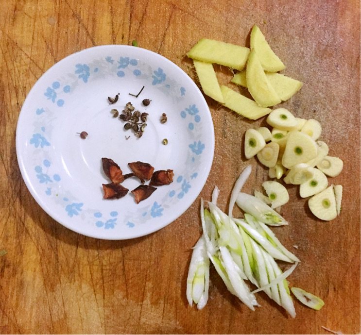 红烧板栗鸡翅步骤7
