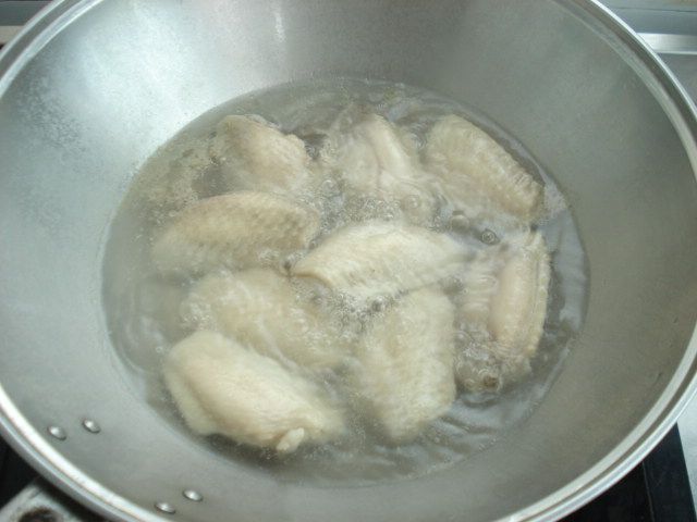 糖醋鸡翅步骤3