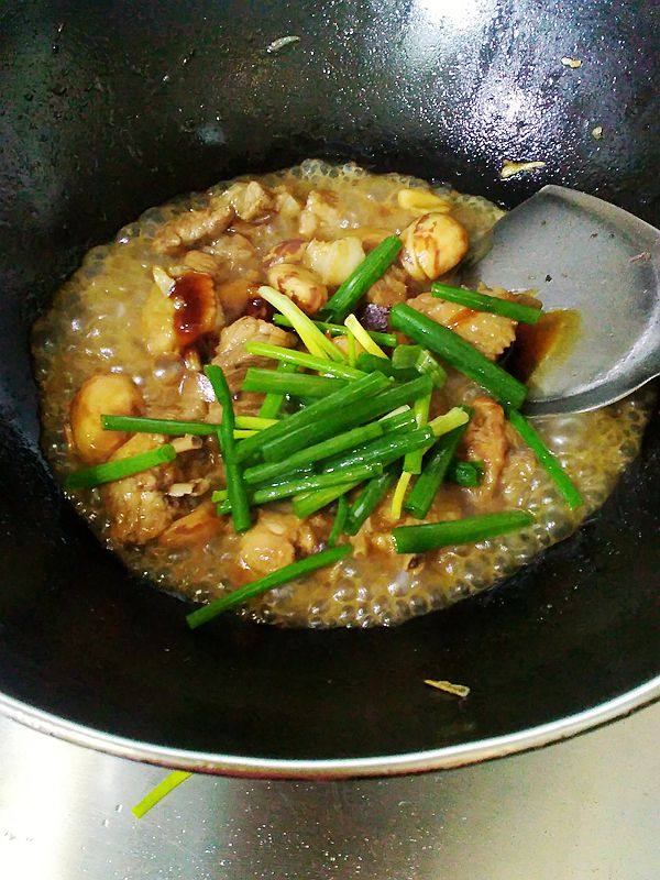 菠萝蜜核仁焖鸡翅步骤9