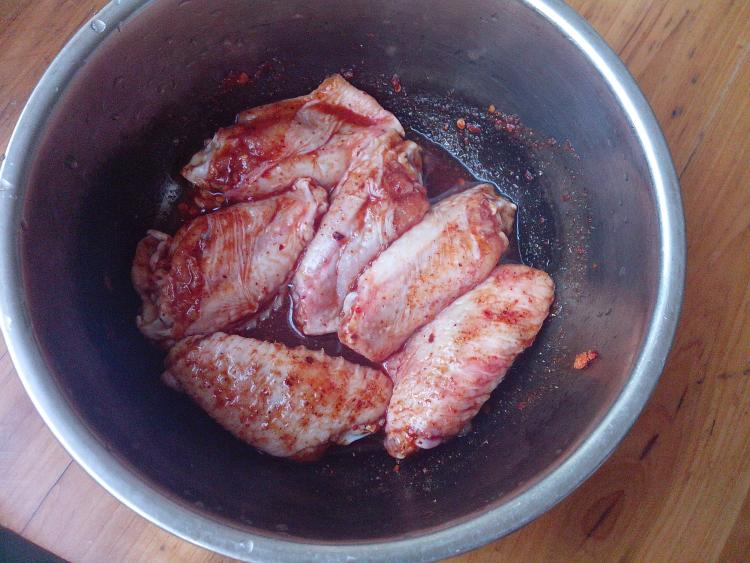 香烤鸡翅土豆步骤3