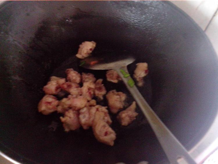 鸡翅炒洋葱步骤7