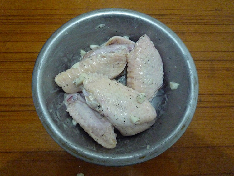 黑胡椒鸡翅步骤5
