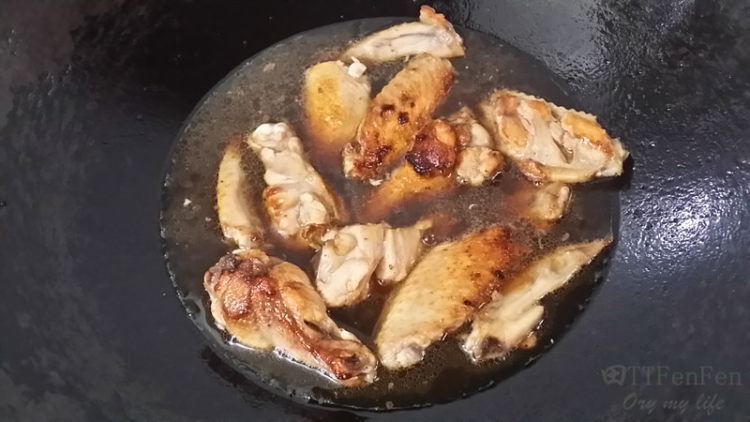 柠檬可乐鸡翅步骤5