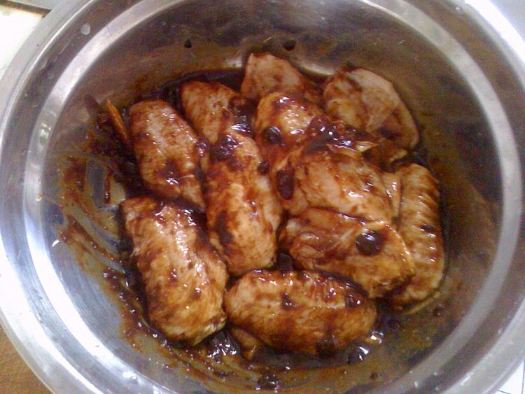 豆瓣酱蒸鸡翅步骤4