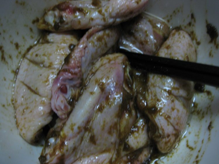 印尼沙嗲风味烤鸡翅步骤4