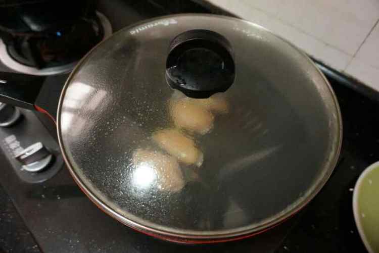 盐煎鸡翅步骤4