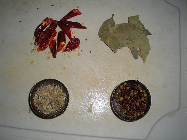 啤酒蚝油炖鸡翅根步骤3