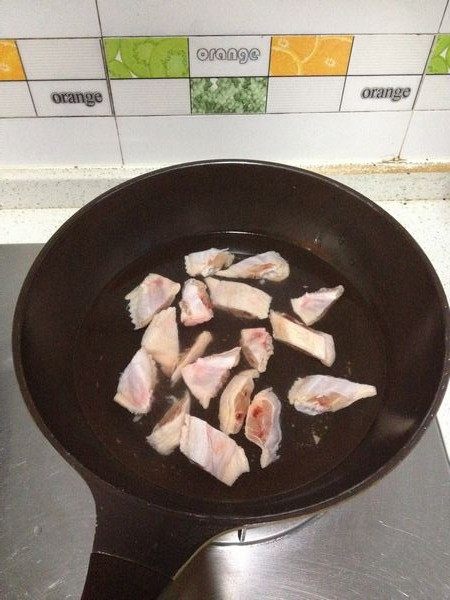 胡萝卜鸡翅步骤2