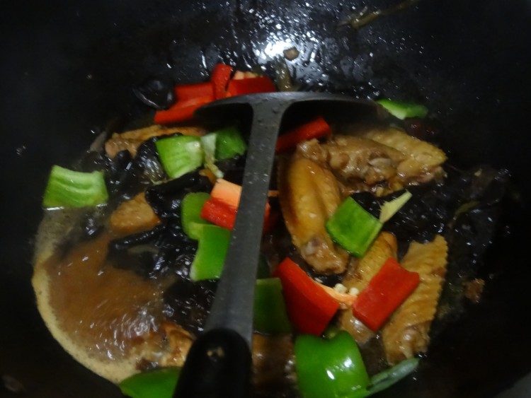 木耳炖鸡中翅步骤13