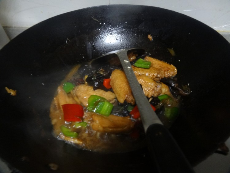木耳炖鸡中翅步骤14