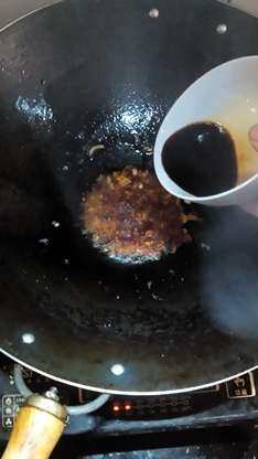 香菇糯米翅步骤18