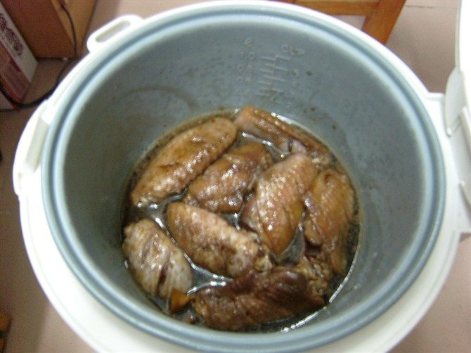 电饭煲鸡翅步骤3