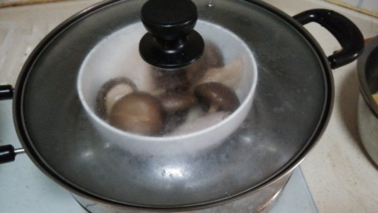 香菇蒸鸡翅步骤5