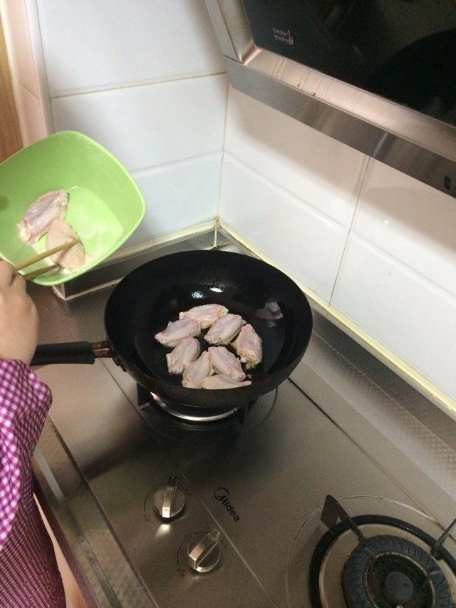 孜然煎鸡翼步骤4