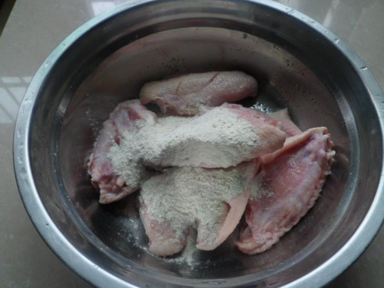 脆皮香酥鸡翅步骤4