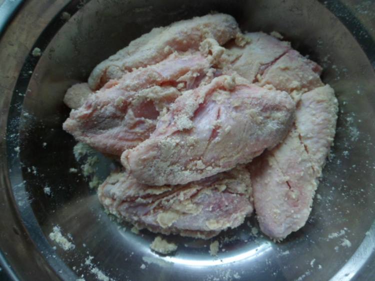 脆皮香酥鸡翅步骤5