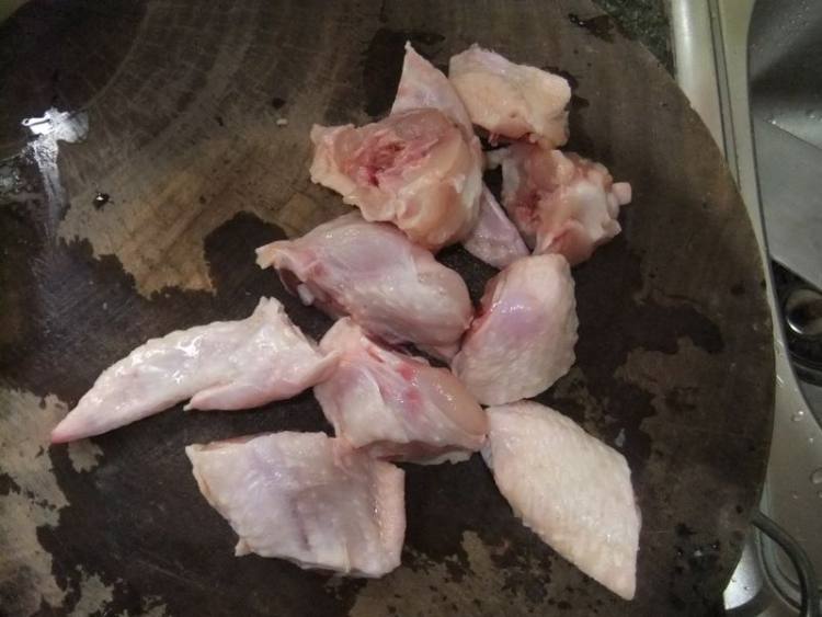 鸡翅炒青瓜步骤2