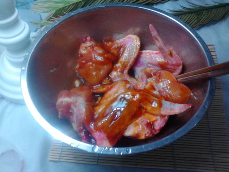 蚝油烤鸡翅步骤1