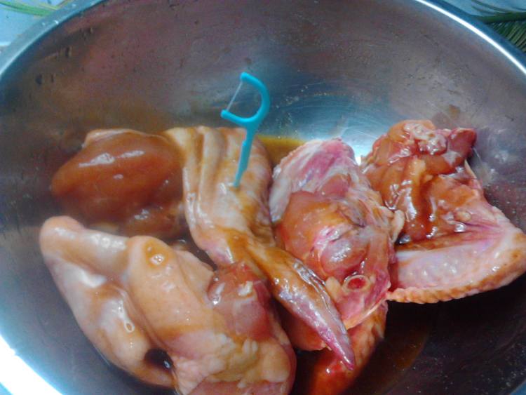 蚝油烤鸡翅步骤2