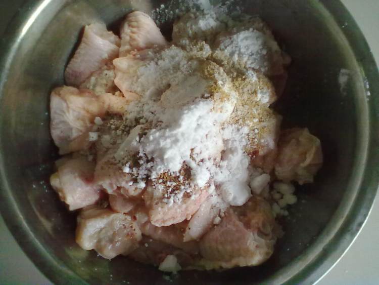 杏鲍菇烧鸡翅步骤2
