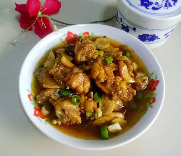 杏鲍菇烧鸡翅步骤15