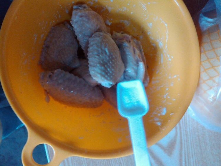 黑椒盐鸡翅步骤4