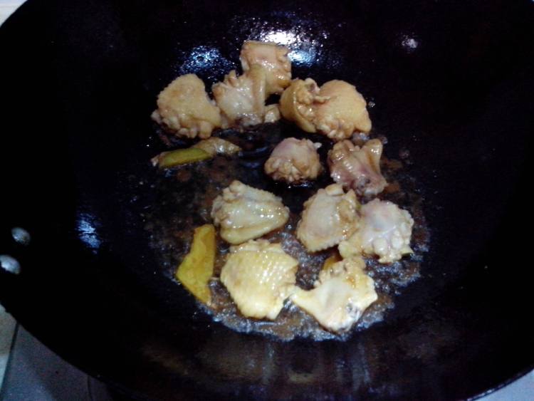 毛豆鸡翅步骤4