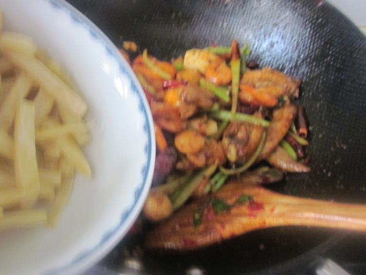 香辣鸡翅虾步骤18