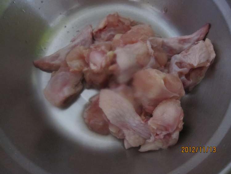香菇土豆烧鸡翅步骤5