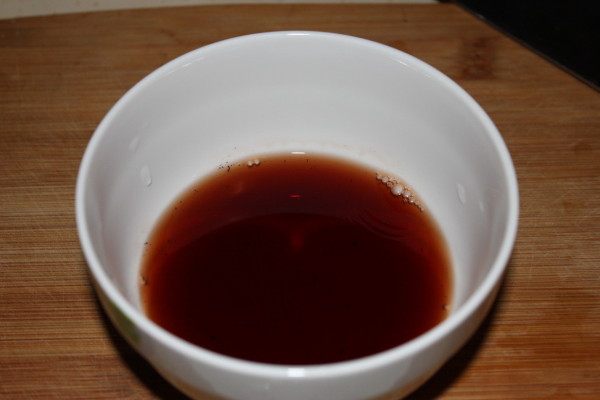 红酒酱鸡翅步骤6
