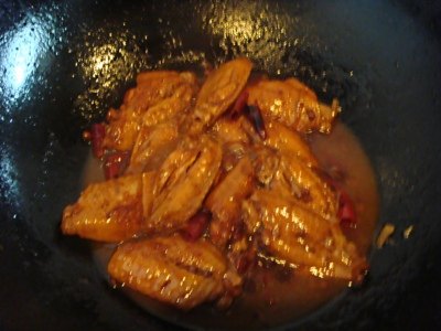 红烧香辣鸡翅步骤8