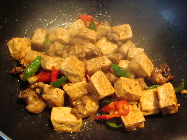 香辣豆腐鸡块步骤8