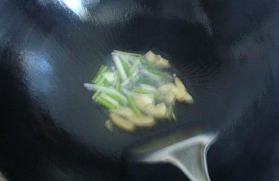 鲜蔬脱骨鸡翅步骤7