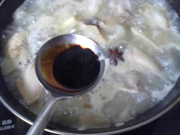 粉皮鸡翅炖土豆步骤5