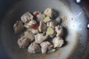 豆角焖鸡翅步骤5