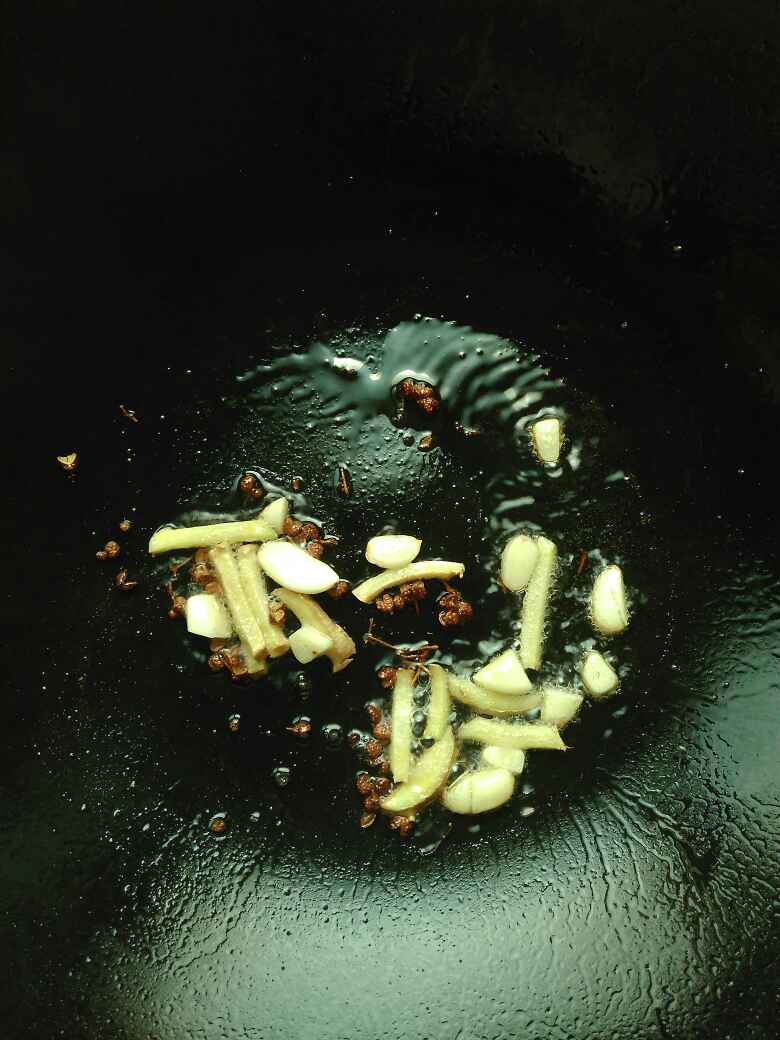 红烧鸡腿步骤3