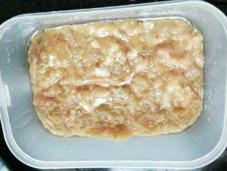 酒肉虾泥蒸糕步骤4