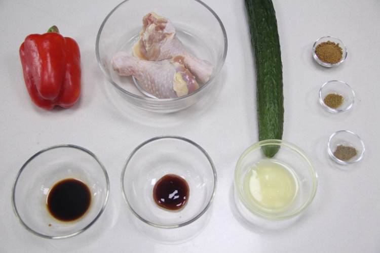 鸡腿杂蔬串步骤1