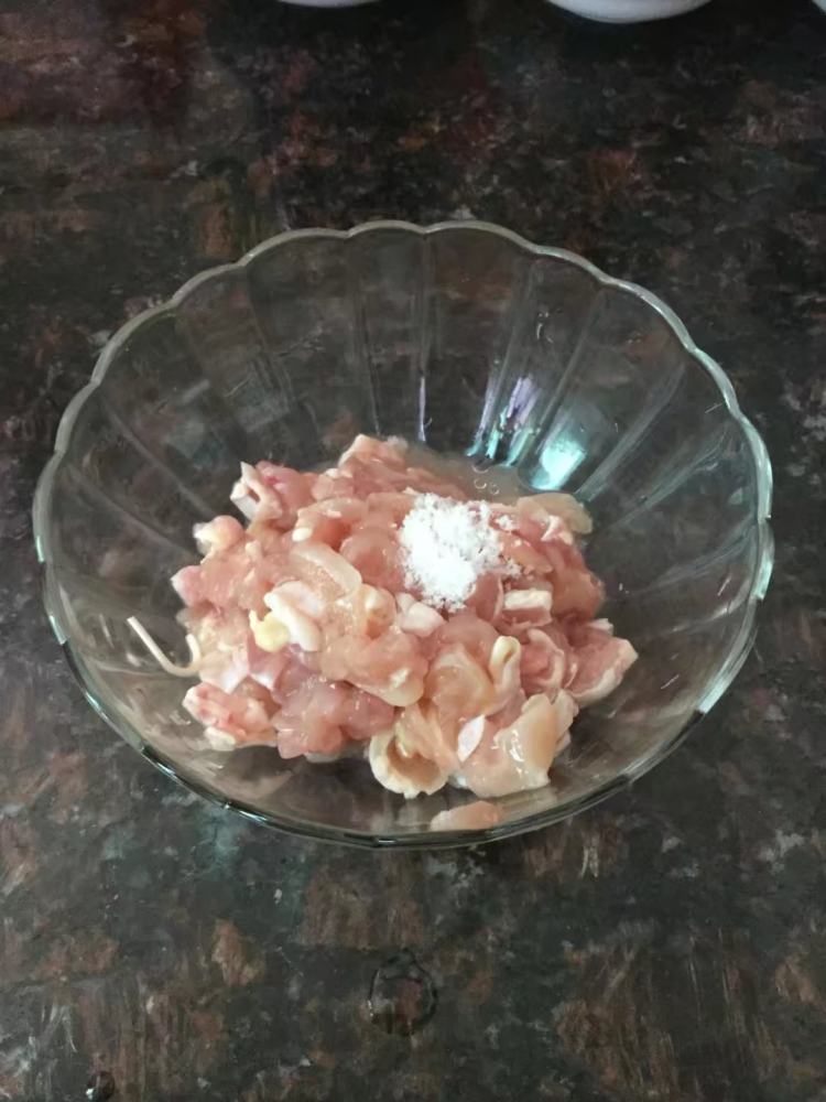 炸酱青菜面步骤2