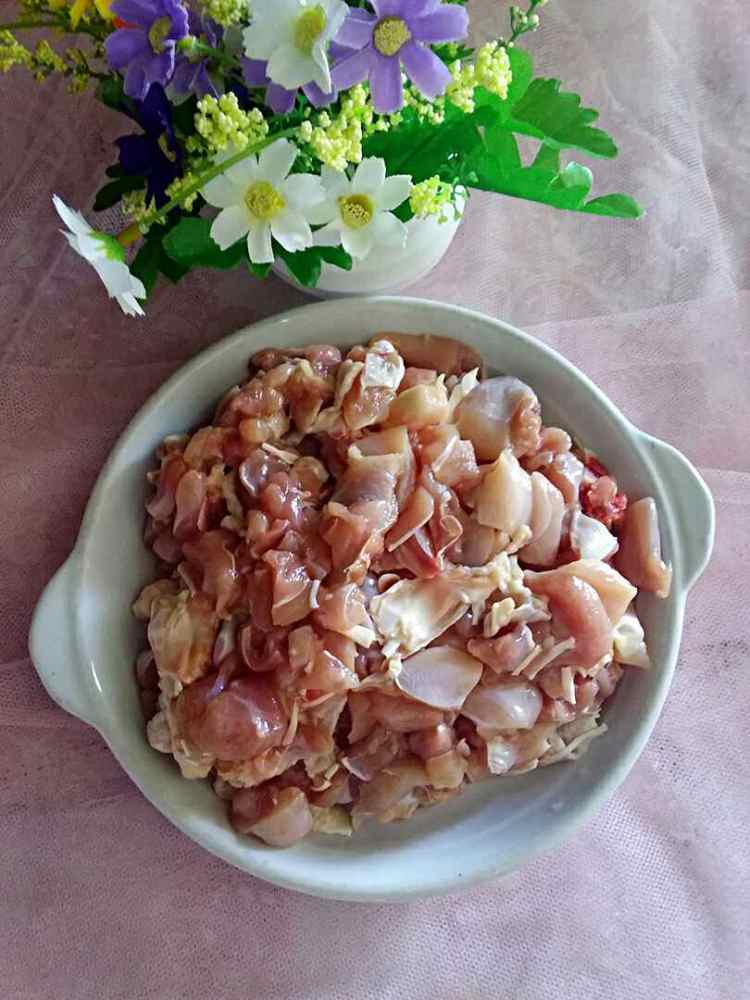 宫保鸡腿肉步骤1