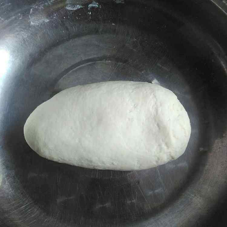 芦笋鸡肉披萨步骤1